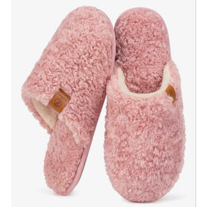 NEW EverFoams Fuzzy Slip-on Slippers Warm Cozy Soft Lightweight Memory Foam 7/8